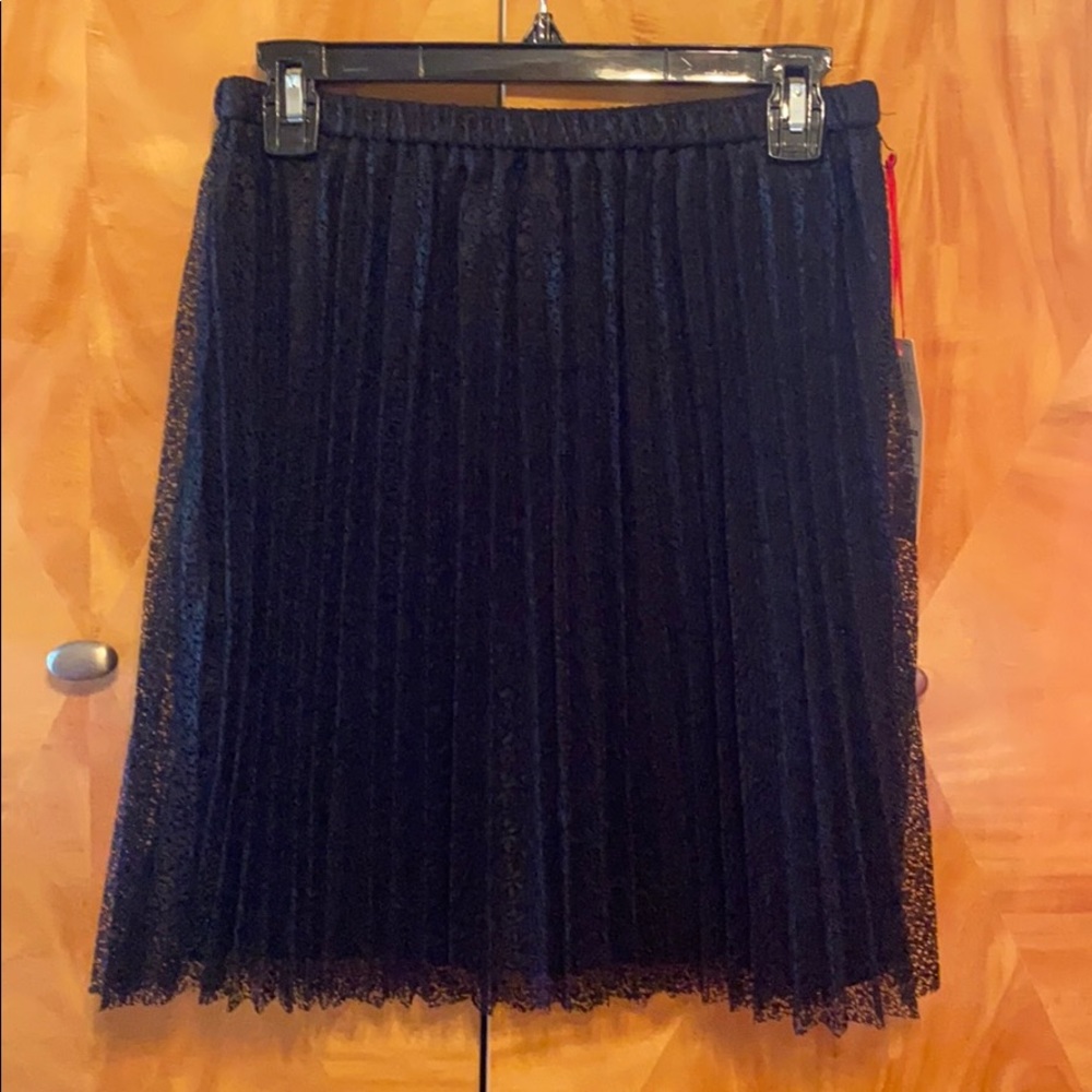 Black skirt